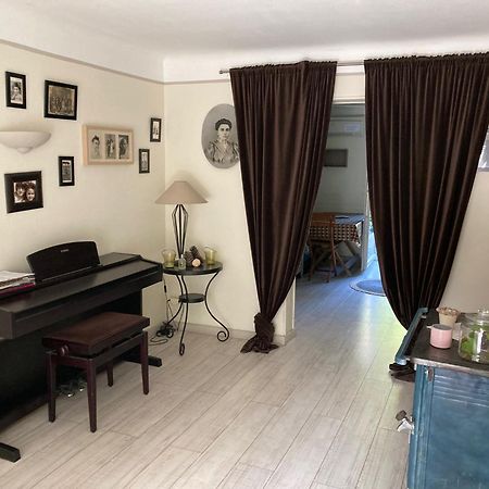 Appartement Complet Ou 2 Chambres De Charme En Centre-Ville Arles Exteriör bild