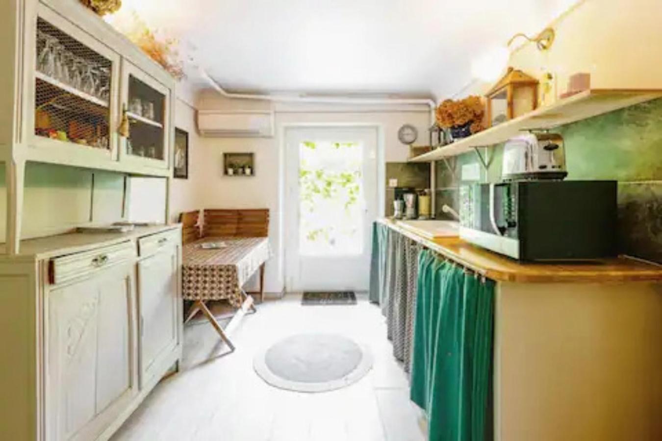 Appartement Complet Ou 2 Chambres De Charme En Centre-Ville Arles Exteriör bild