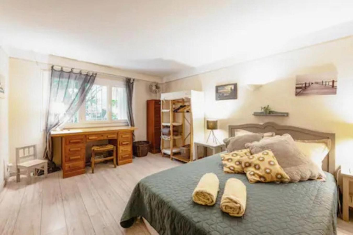 Appartement Complet Ou 2 Chambres De Charme En Centre-Ville Arles Exteriör bild