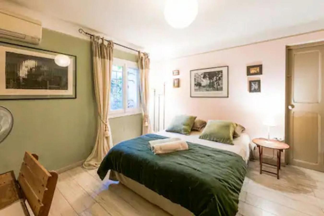 Appartement Complet Ou 2 Chambres De Charme En Centre-Ville Arles Exteriör bild